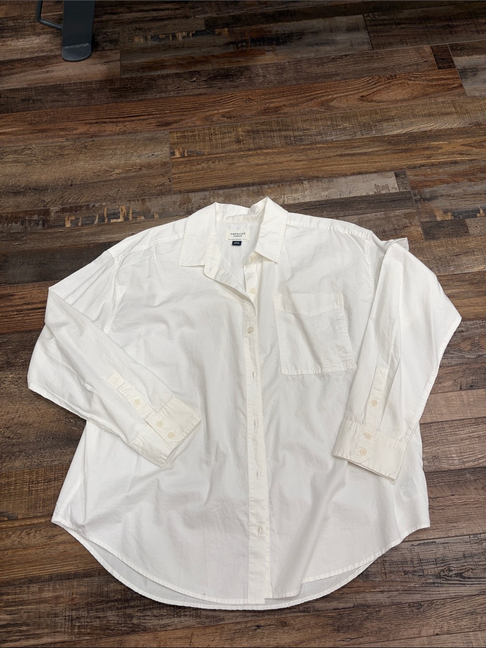 American Eagle Outfitters White Long-Sleeve Button-Up Shirt